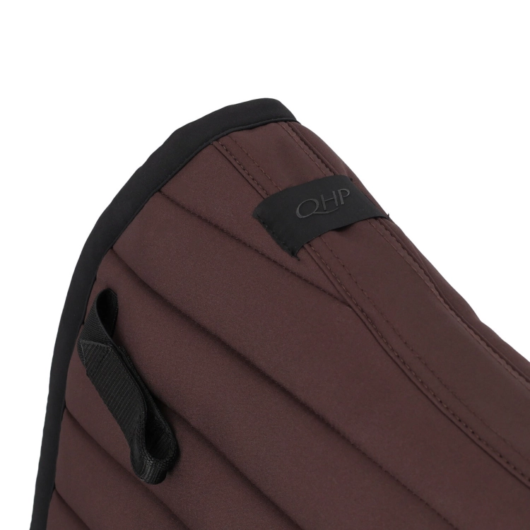 Czaprak anatomiczny QHP Victorio w kolorze brown