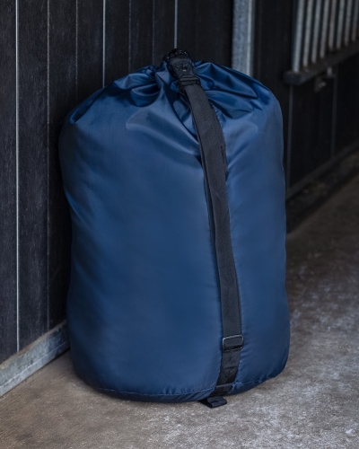 Torba na siano dla konia QHP w kolorze navy