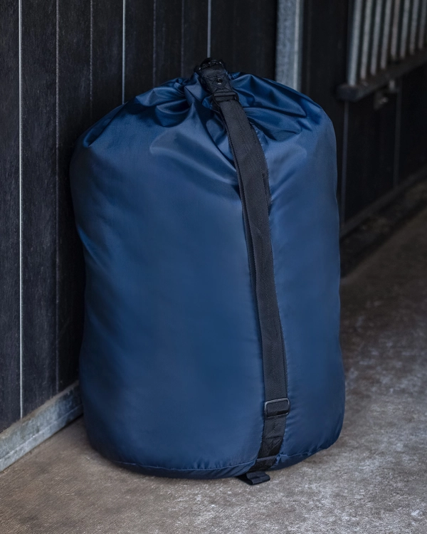 Torba na siano dla konia QHP w kolorze navy