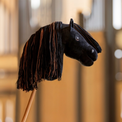 Konik Hobby Horse QHP Nalanta wzorowany na koniu o imieniu Macho