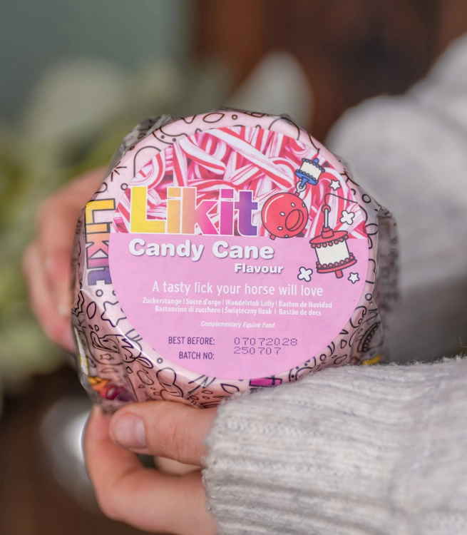 Lizawka dla konia Likit o smaku candy cane wkład