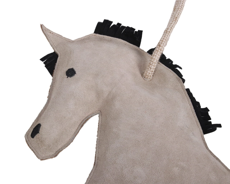 Zabawka dla konia QHP Horse - zbliżenie