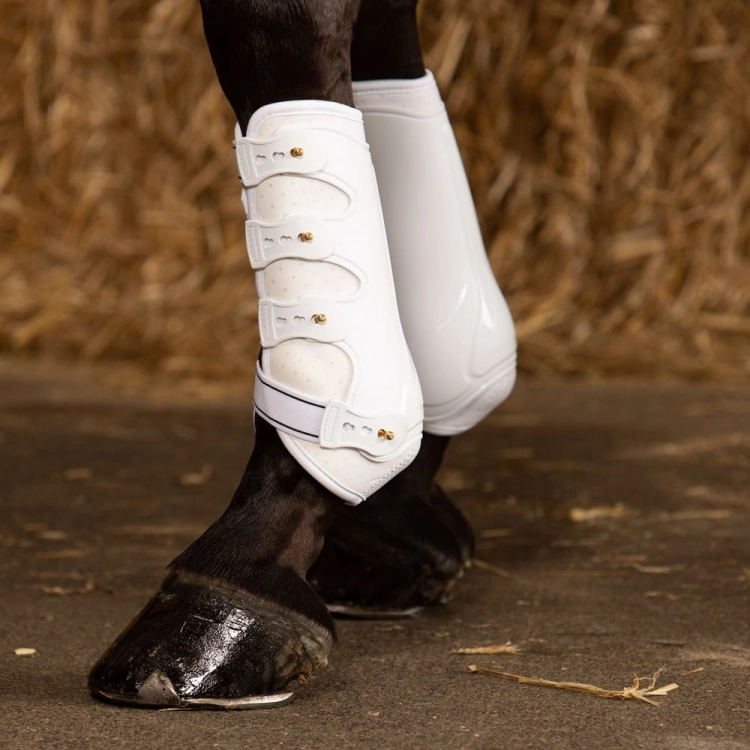 Ochraniacze skokowe dla konia na przednie nogi Harry's Horse Grand Prix w kolorze białym