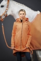 Derka polarowa Eskadron Pure Stamp w kolorze soft peach na koniu