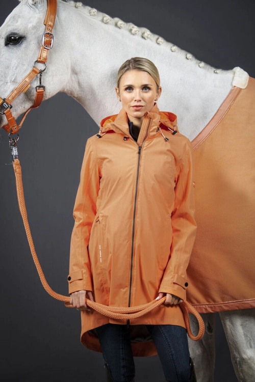 Derka polarowa Eskadron Pure Stamp w kolorze soft peach na koniu