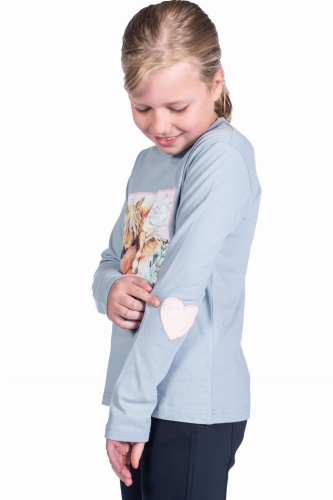 Urocza bluzka dla dziewczynki z końmi HKM Sweet Dreams w kolorze błękitnym zaprezentowana przez modelkę