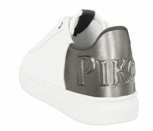 Buty sportowe Pikeur Pauli - białe sneakersy damskie w kolorze grey metallic - widok na tłoczony akcent