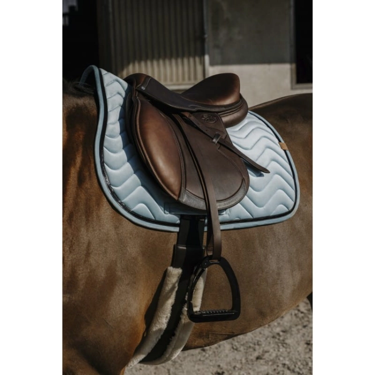 Potnik Equitheme Glossy w kolorze seledynowym
