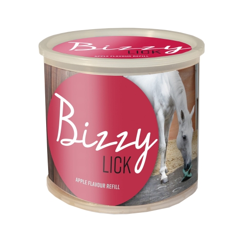 Lizawka dla konia Bizzy Lick 1kg o smaku jabłkowym