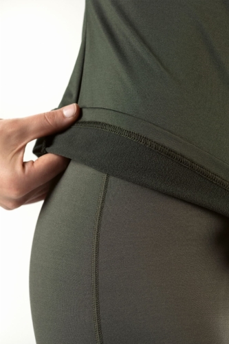 Koszulka jeździecka treningowa HKM Termo Basic w kolorze zielonym widoczna z przodu