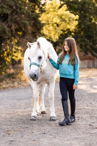 Breginsy zimowe dla dzieci Horze Junior Kaylee w kolorze granatowym zaprezentowane przez modelkę