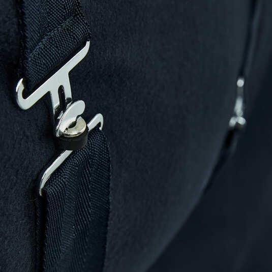 Derka polarowa Horze Kiel w kolorze Dark Navy zapinana na pasy