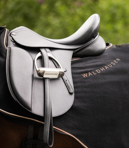 Derka polarowa do jazdy Waldhausen Modern w kolorze rose black