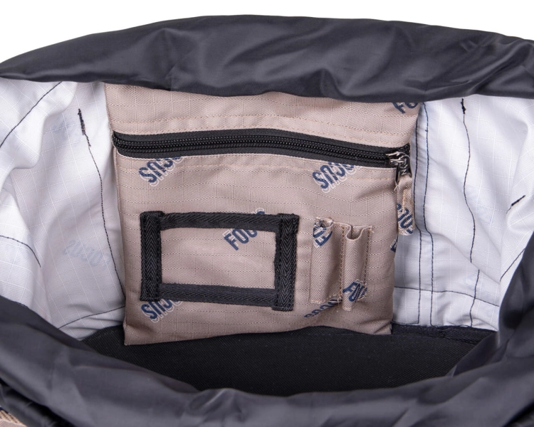 Torba na akcesoria jeździeckie z kieszonką w środku w kolorze beżowym QHP Collection