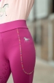 Breginsy dziecięce z kieszeniami w kolorze różowym HKM Junior Polly zaprezentowane przez modelkę