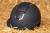 Kask jeździecki z szerokim daszkiem Harry's Horse Mont Sparkle w kolorze granatowym/srebrnym