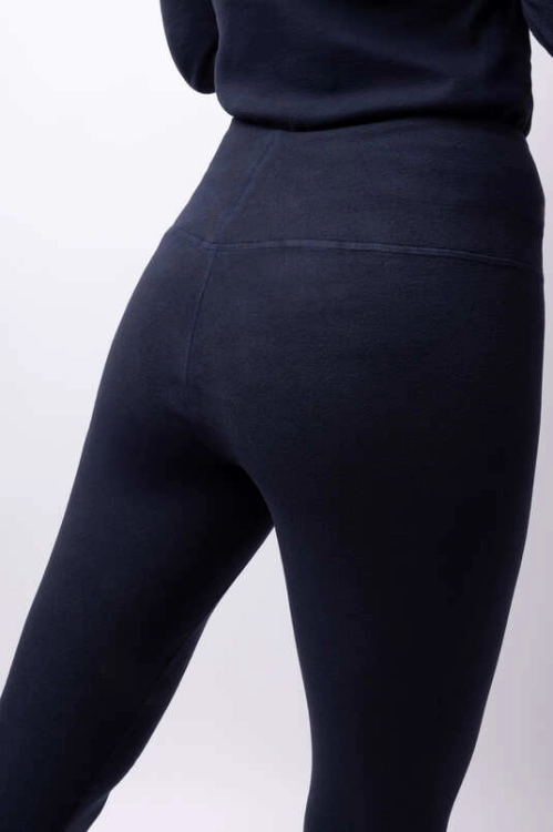 Legginsy z mikropolaru Horze Tess w kolorze polar blue widoczne z tyłu