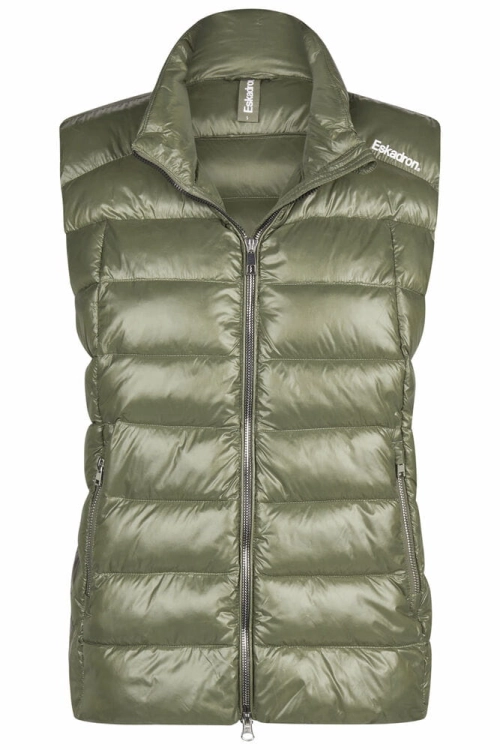 Kamizelka Eskadron Classic Sports Quilt w kolorze dusty olive widoczna z przodu