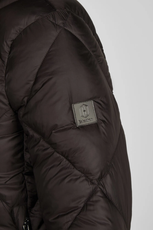 Kurtka jeździecka zimowa z logo Eskadron Heritage Quilt w kolorze black truffle