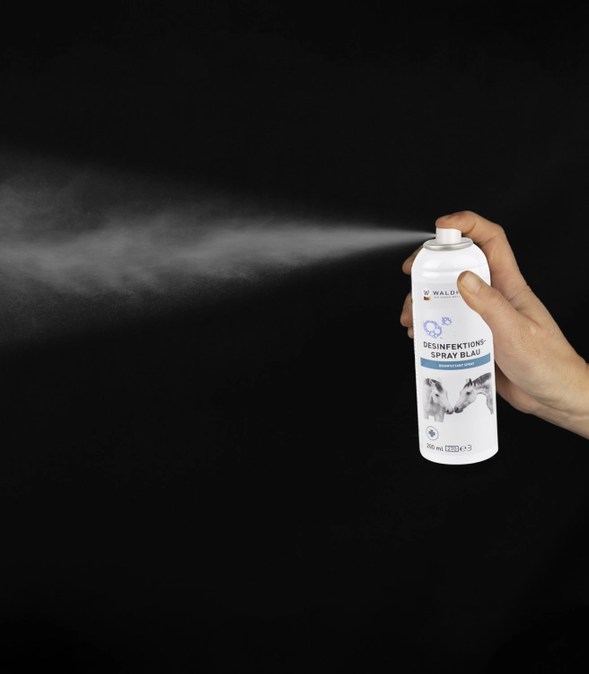 Preparat do dezynfekcji powierzchni w sprayu niebieski Waldhausen Disinfectant Blue 200ml
