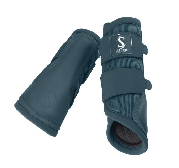Ochraniacze dla konia Eskadron Classic Sports Mesh w kolorze niebieskim