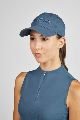 Czapka z daszkiem jeździecka Eskadron Classic Sports Cap w kolorze niebieskim