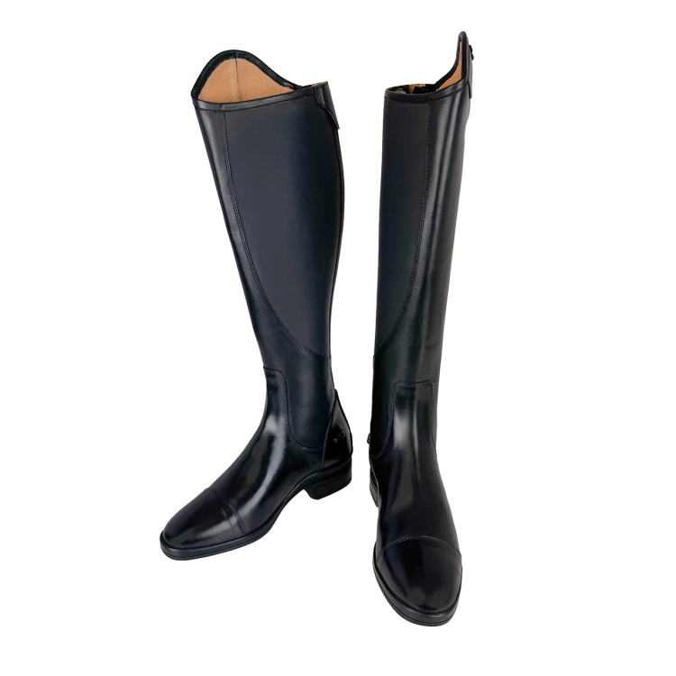 Buty jeździeckie z wąską cholewką York Holly w kolorze czarnym widoczne z przodu