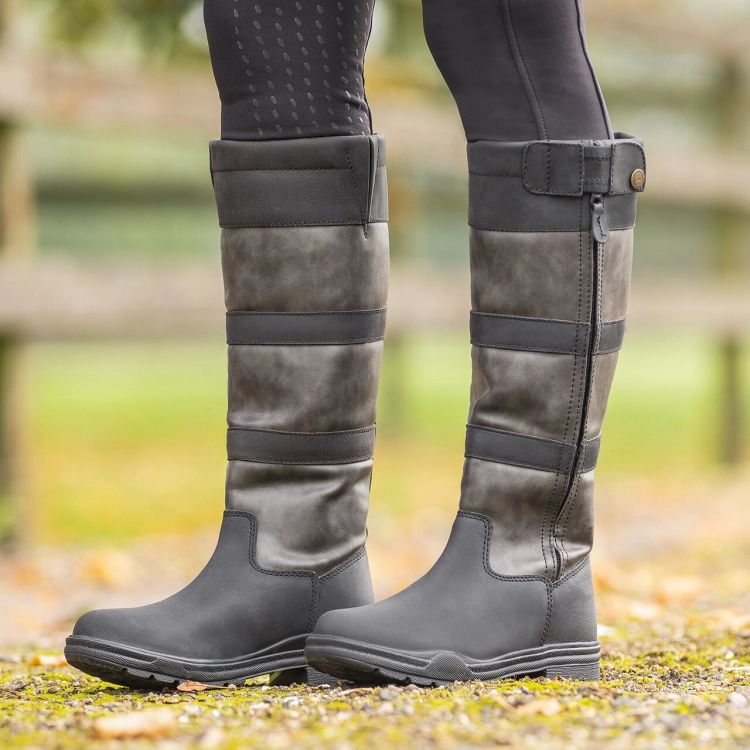 Buty stajenne wodoodporne QHP Daan w kolorze czarnym