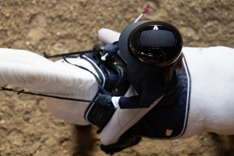 Kask do jazdy konnej HKM Diamond Shiny w kolorze czarnym